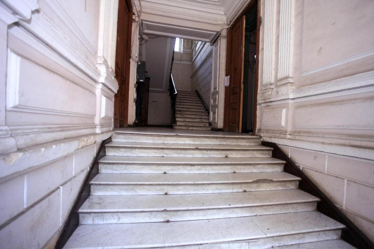 Dali'S Royal Apartment Tbilisi Buitenkant foto